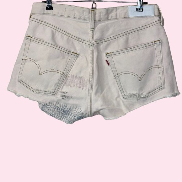 Re/Done X Levis Original High Rise Distressed Raw Hem Shorts Women Size 27 NWOT - Picture 3 of 13